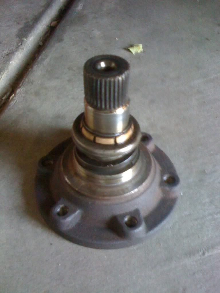 Output flange 8mm bolt broke