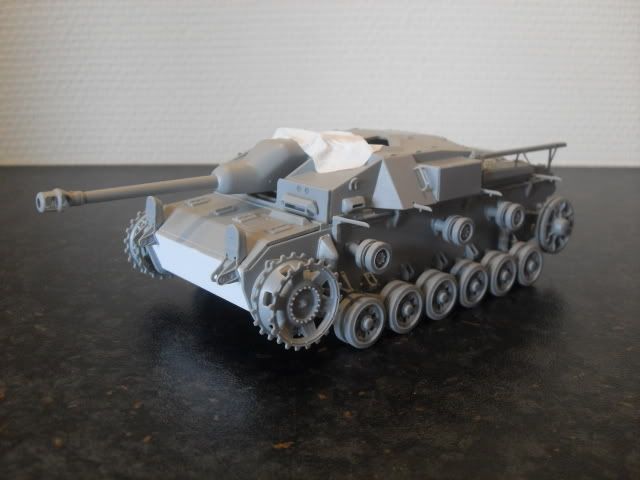 01StuGIIIAusfC75mm.jpg