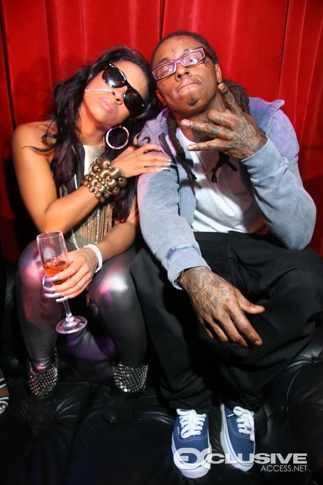  is that Lil wayne has him a new future babymomma girlfriend! Shanell of 