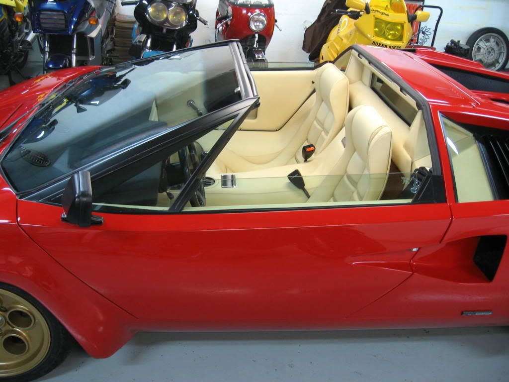 lamborghini-countach-targa.jpg