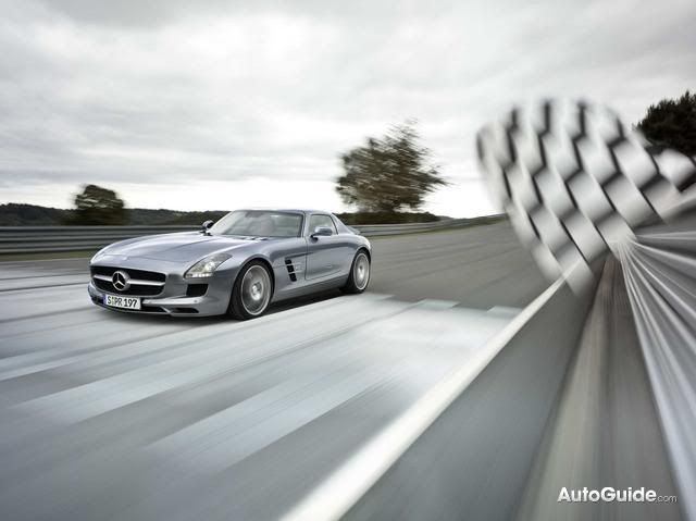 mb-sls-amg-gullwing-large_13.jpg