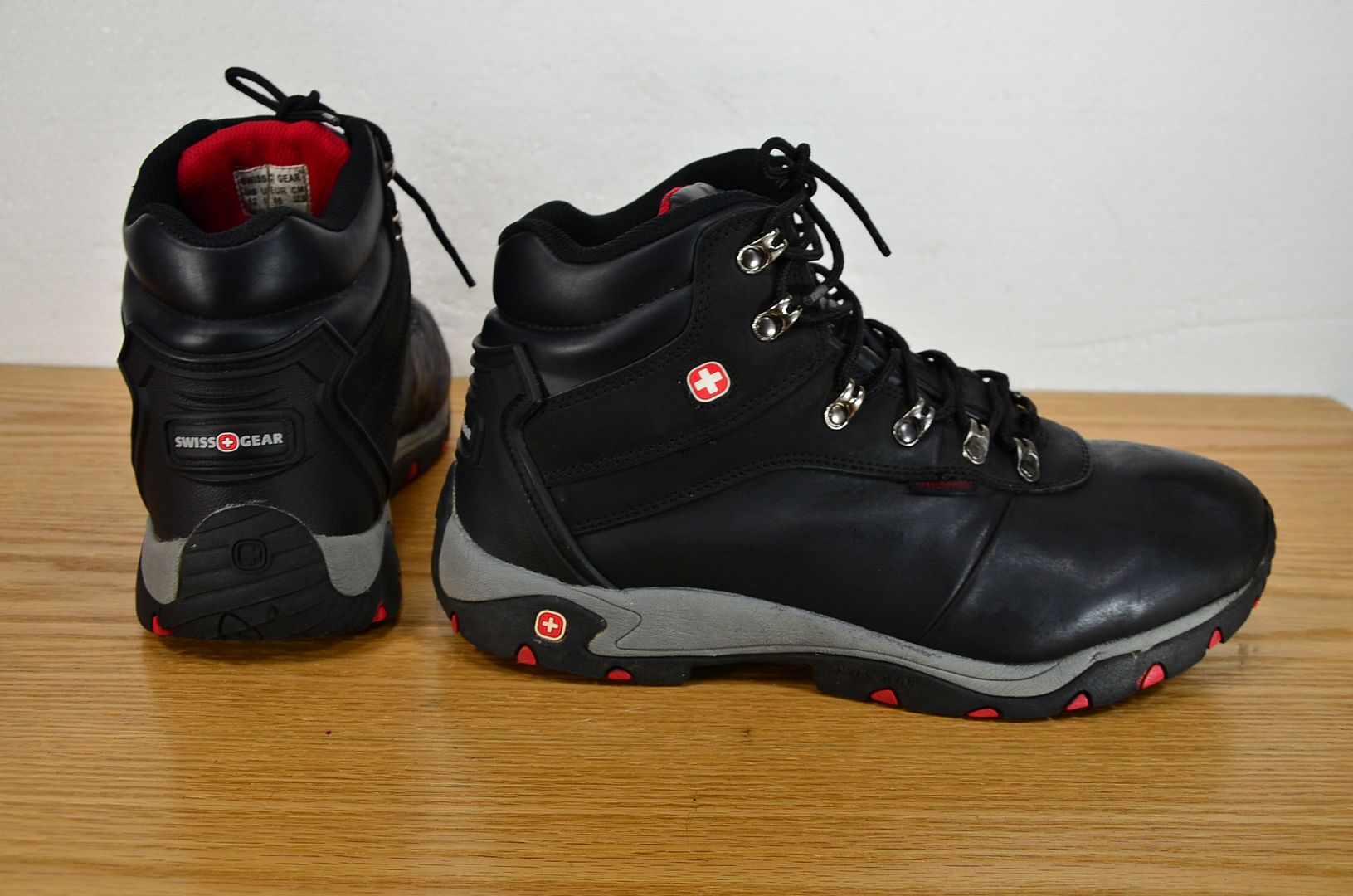 swiss gear waterproof boots