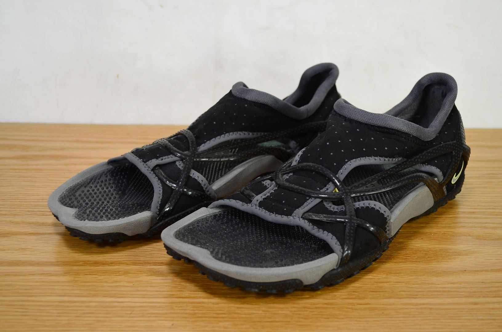 nike acg sport sandals