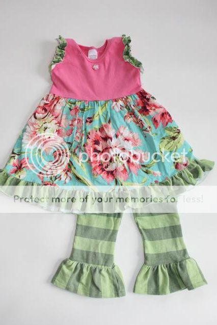 Giggle Moon 2pc set. Size 4 but would easily work for a 2 or 3. Dress 
